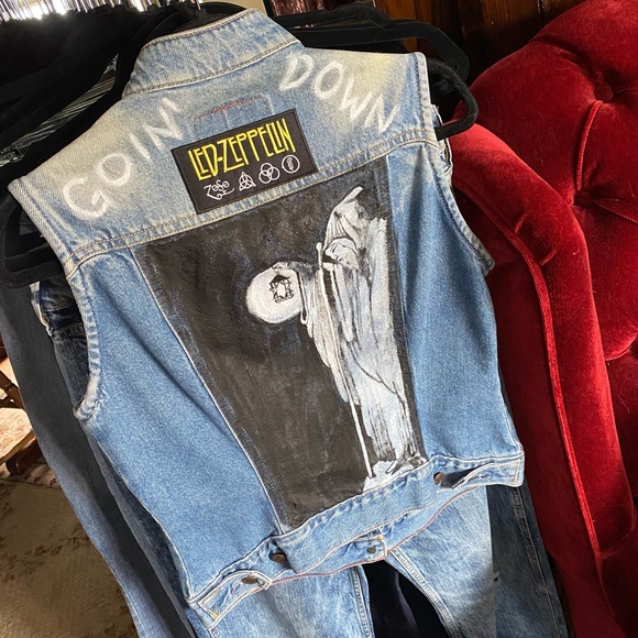 Vintage Levi’s - Led Zeppelin IV The Hermit Tarot Hand Painted Denim Vest - Picture 1 of 10